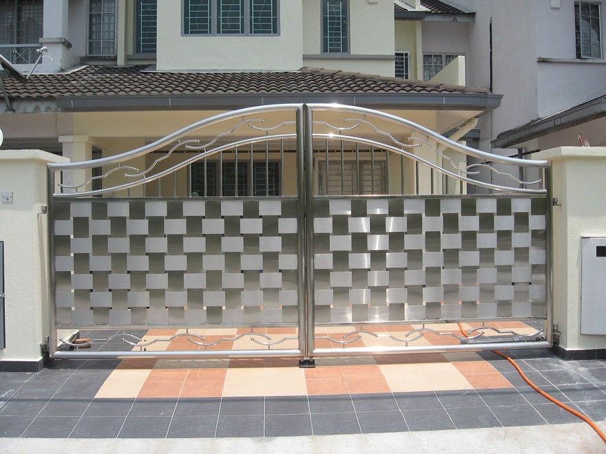 Aluminium gate design